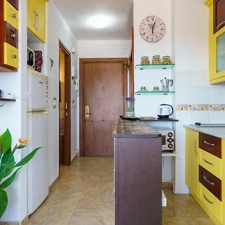 Apartman Ct 185 - Six Colors