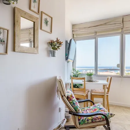 Ct 185 - Six Colors Apartment