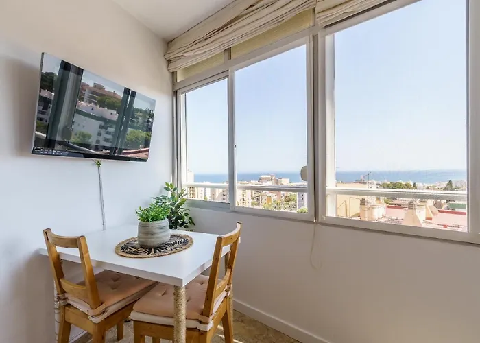 Ct 185 - Six Colors טורמולינוס